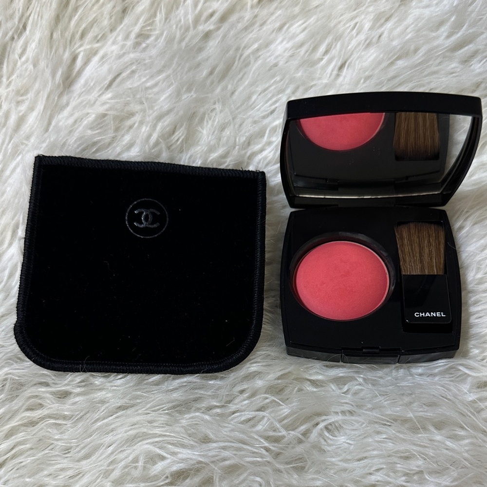 CHANEL Blush with Brush